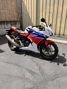 White 2015 Honda CBR 300R ABS for sale in Tacoma, WA