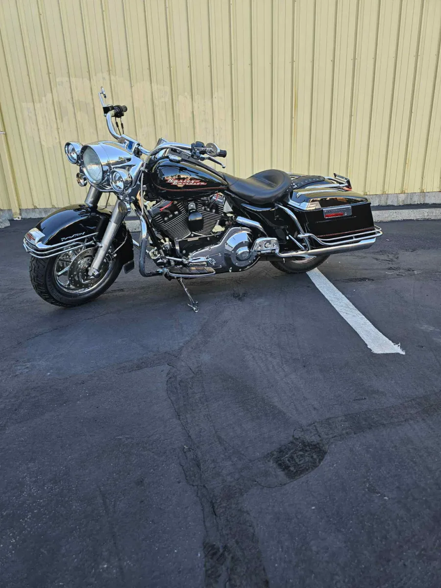 Black 2002 Harley-Davidson Road King for sale in Tacoma, WA