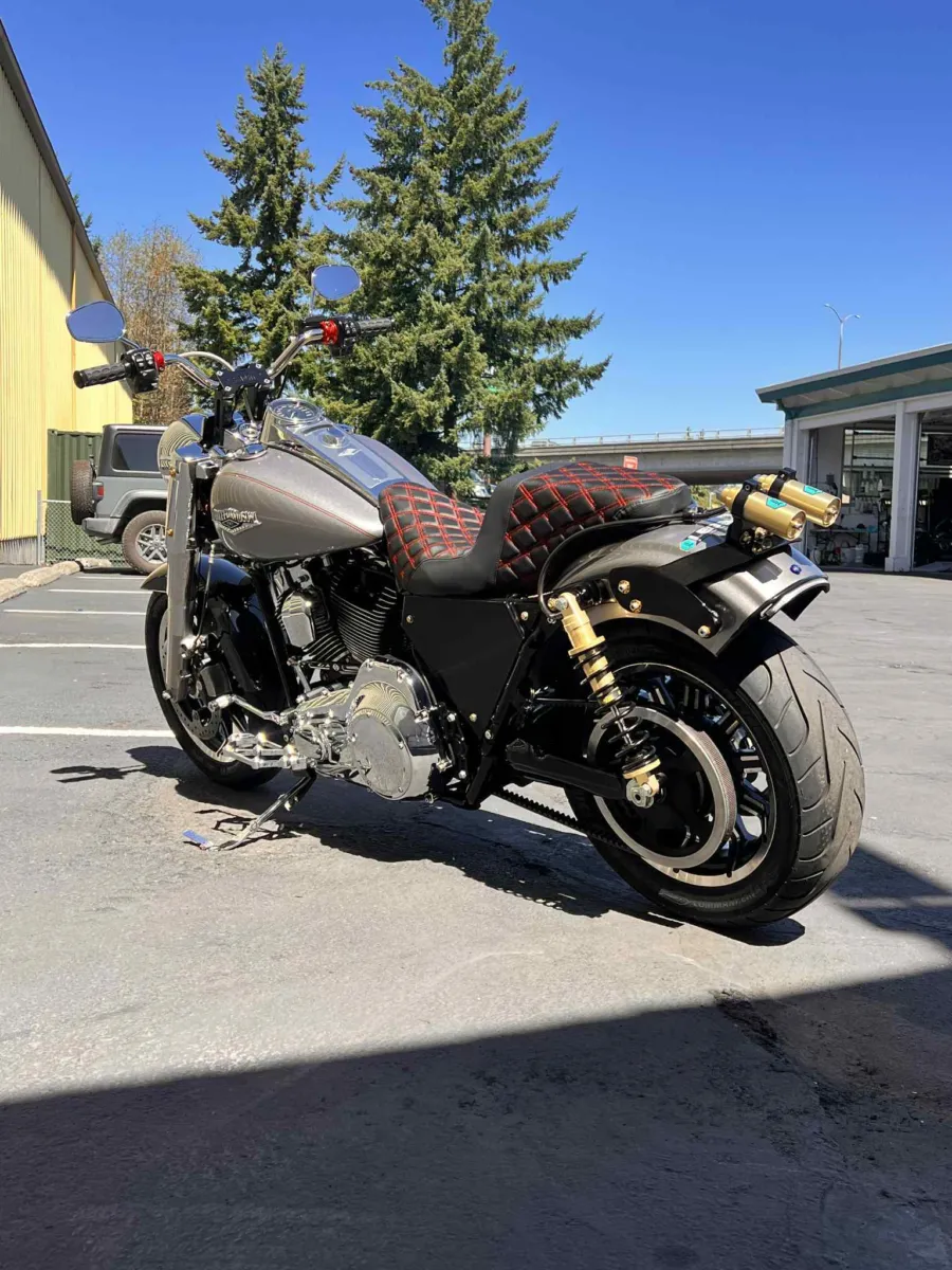 2016 Harley Davidson Road King FLHR photo 2