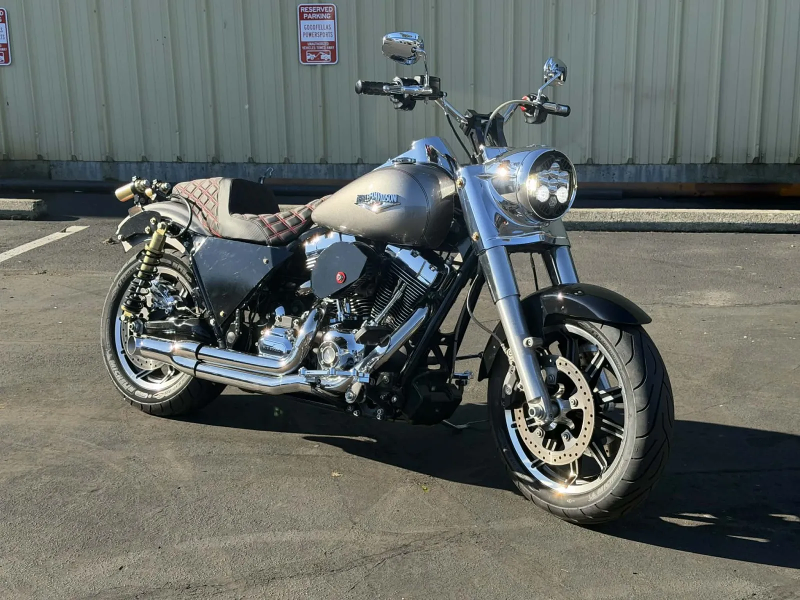 Silver 2016 Harley-Davidson Road King for sale in Tacoma, WA