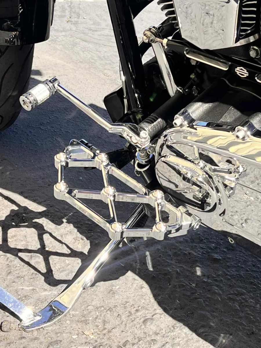 2016 Harley Davidson Road King FLHR photo 4