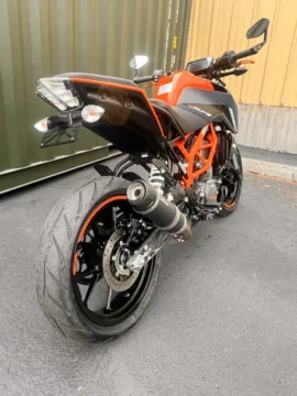 Another view of 2023 KTM Duke 390 for sale in Tacoma, WA at Goodfellas Motor Company