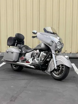 Silver 2016 Indian Chieftain for sale in Tacoma, WA