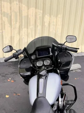 More photos of 2020 Harley-Davidson Road Glide Special at Goodfellas Motor Company, WA