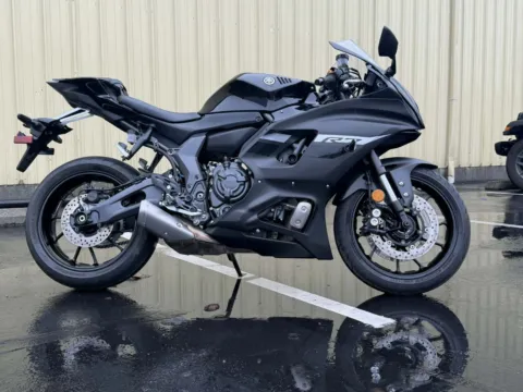 Another view of 2024 Yamaha YZF R7 for sale in Tacoma, WA at Goodfellas Motor Company