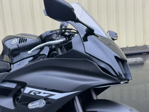 Photos of 2024 Yamaha YZF R7 for sale in Tacoma, WA at Goodfellas Motor Company