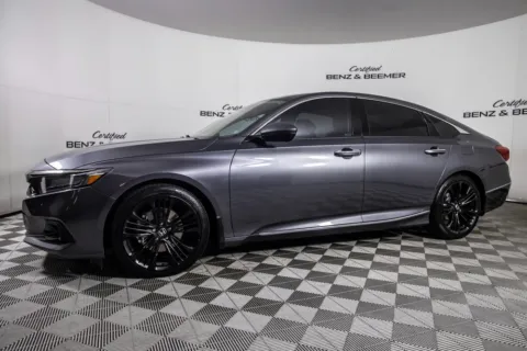 More photos of 2021 Honda Accord Hybrid Touring at Certified Benz & Beemer Buying Center, AZ