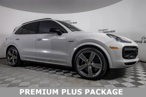 Another view of 2022 Porsche Cayenne E-Hybrid Turbo S for sale in Scottsdale, AZ at Certified Benz & Beemer Buying Center