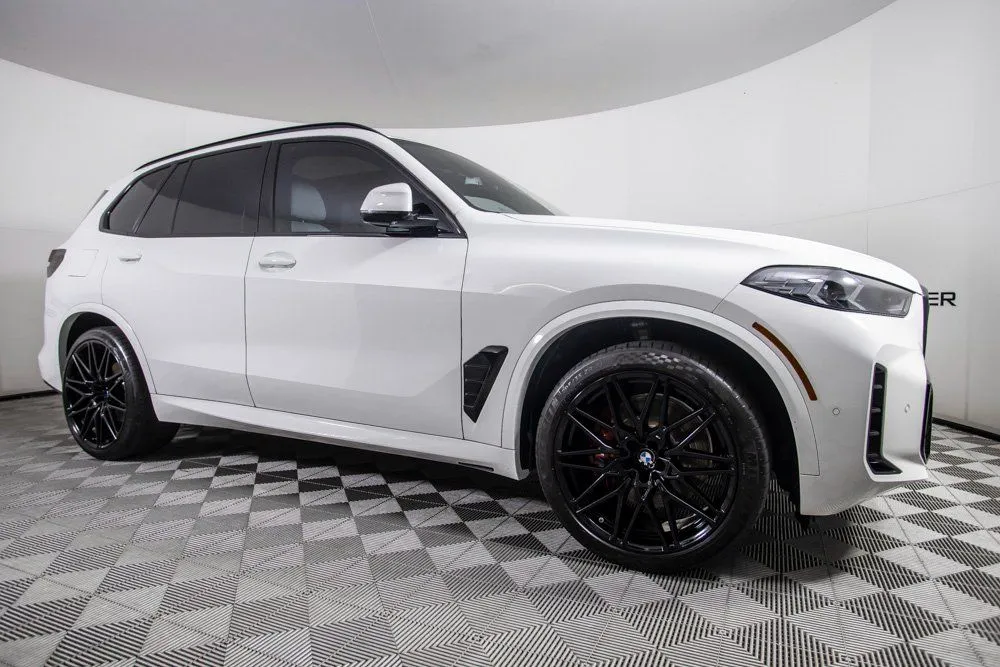 White 2024 BMW X5 xDrive40i for sale in Scottsdale, AZ