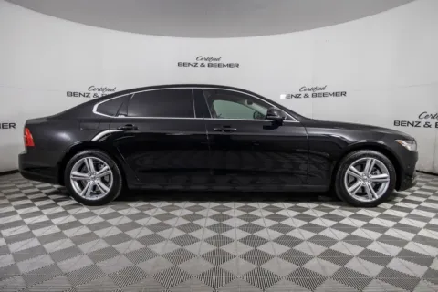 More photos of 2018 Volvo S90 T5 Momentum at Certified Benz & Beemer, AZ