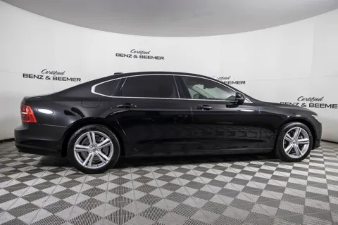 More photos of 2018 Volvo S90 T5 Momentum at Certified Benz & Beemer, AZ