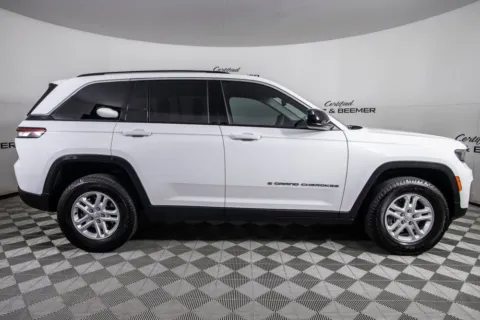 More photos of 2023 Jeep Grand Cherokee Laredo at Certified Benz & Beemer, AZ