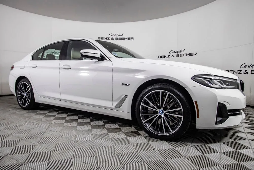 White 2023 BMW 5 Series 530e iPerformance for sale in Scottsdale, AZ