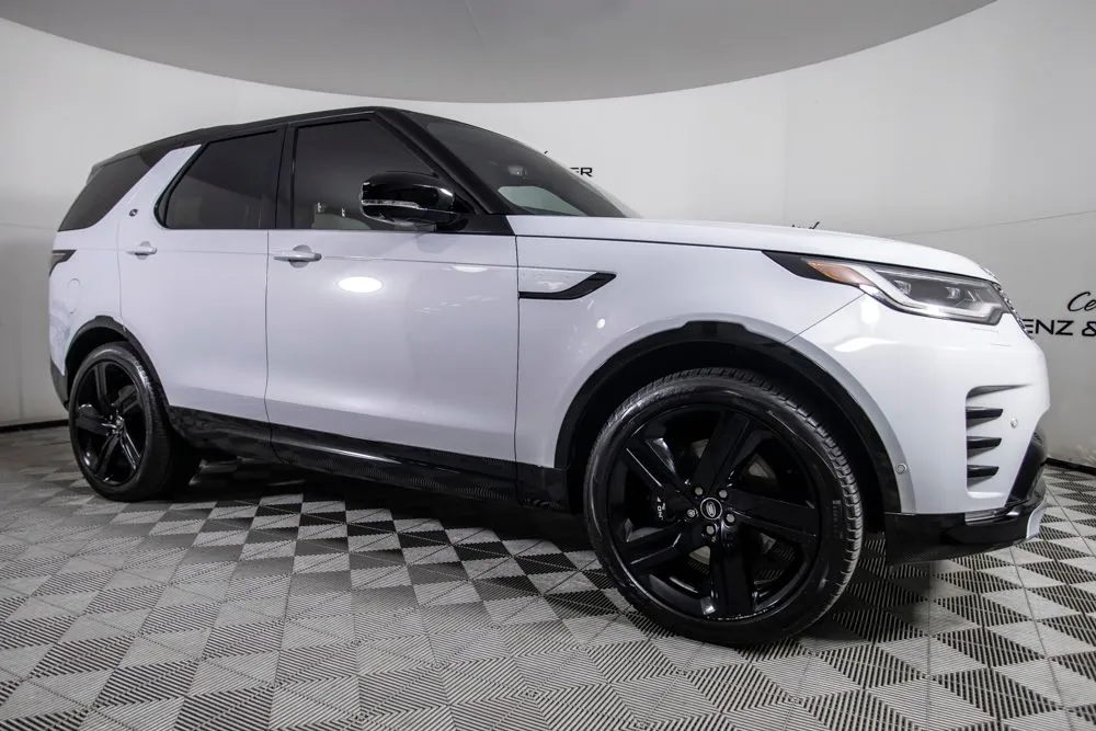 White 2023 Land Rover Discovery Metropolitan Edition for sale in Scottsdale, AZ