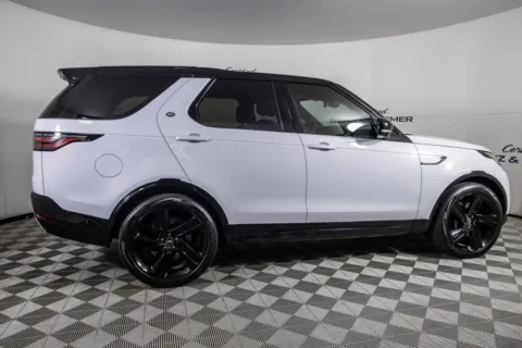 More photos of 2023 Land Rover Discovery Metropolitan Edition at Certified Benz & Beemer Buying Center, AZ