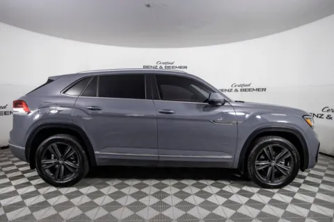 More photos of 2021 Volkswagen Atlas Cross Sport 3.6L V6 SE w/Technology R-Line at Certified Benz & Beemer Buying Center, AZ