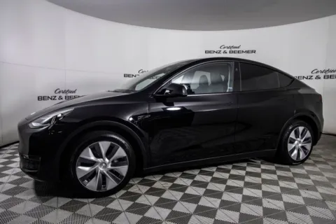 More photos of 2023 Tesla Model Y Long Range at Certified Benz & Beemer Buying Center, AZ