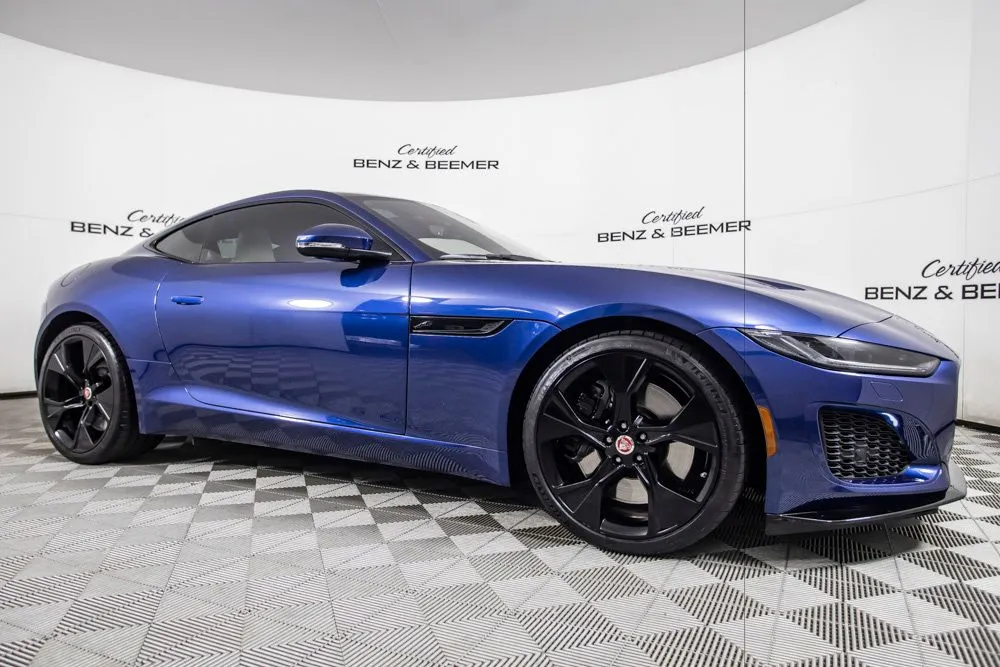 2023 Jaguar F-TYPE Base's photo