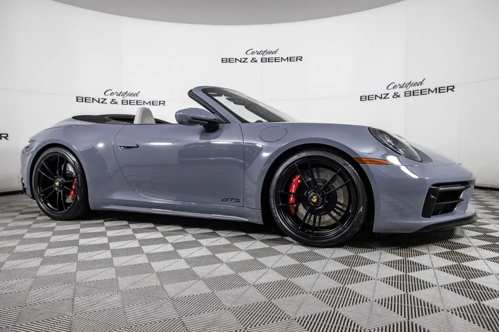 2024 Porsche 911 Carrera GTS's photo