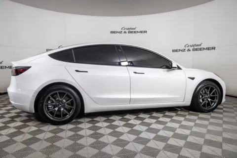 More photos of 2021 Tesla Model 3 Standard Range Plus at Certified Benz & Beemer, AZ