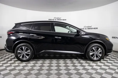 More photos of 2023 Nissan Murano S at Certified Benz & Beemer, AZ