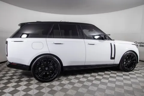 More photos of 2025 Land Rover Range Rover SE at Certified Benz & Beemer, AZ