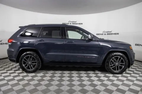 More photos of 2017 Jeep Grand Cherokee Trailhawk at Certified Benz & Beemer, AZ