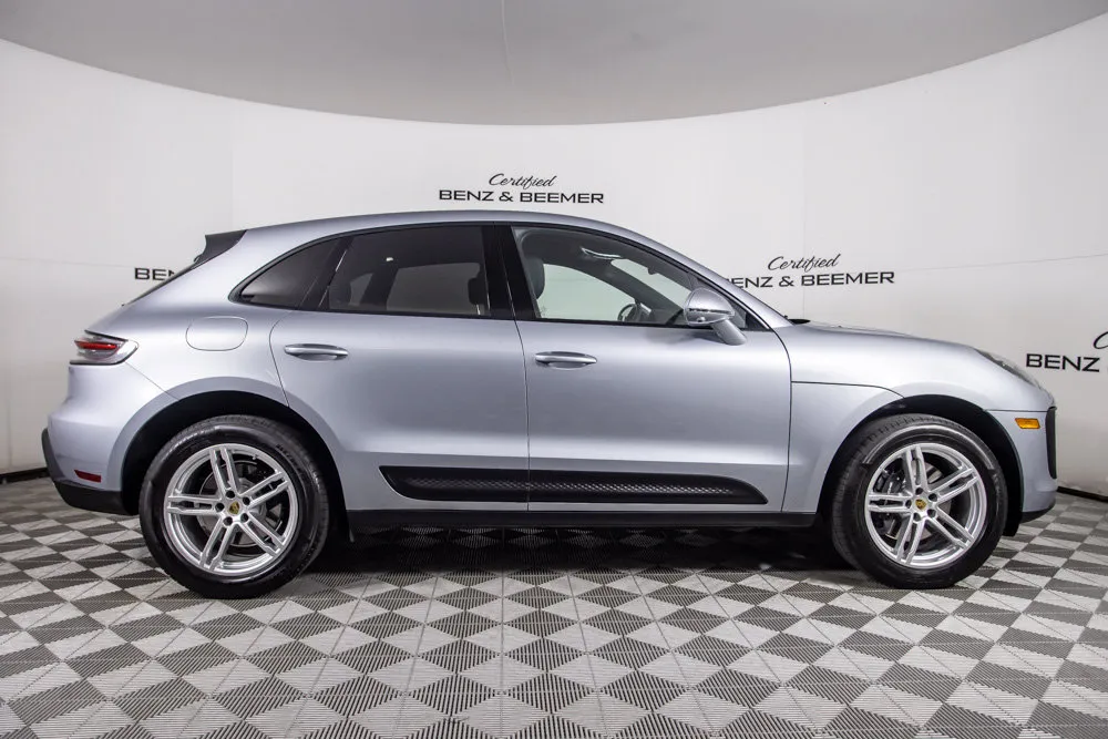 Porsche Macan photo 3