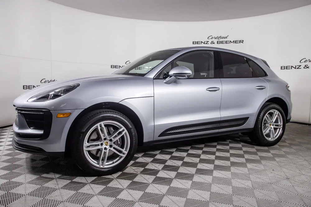 Porsche Macan photo 9