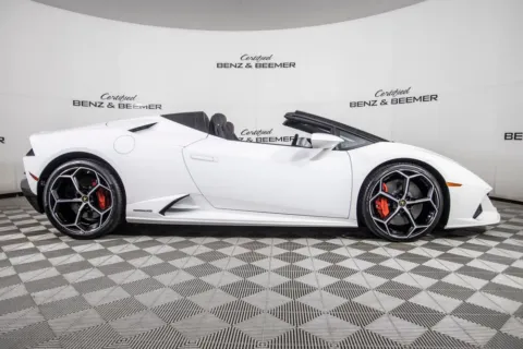 More photos of 2020 Lamborghini Huracan EVO EVO Spyder at Certified Benz & Beemer, AZ