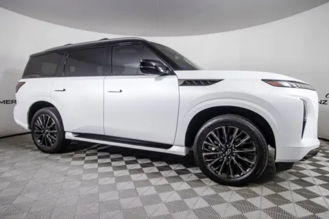 Photos of 2025 INFINITI QX80 AUTOGRAPH for sale in Scottsdale, AZ at Certified Benz & Beemer
