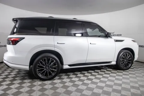 More photos of 2025 INFINITI QX80 AUTOGRAPH at Certified Benz & Beemer, AZ