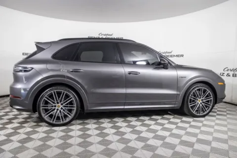 More photos of 2021 Porsche Cayenne E-Hybrid Turbo S at Certified Benz & Beemer, AZ