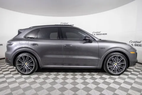 More photos of 2021 Porsche Cayenne E-Hybrid Turbo S at Certified Benz & Beemer, AZ