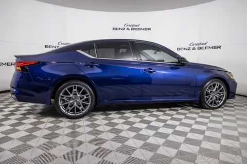 More photos of 2023 Nissan Altima 2.0 SR at Certified Benz & Beemer, AZ