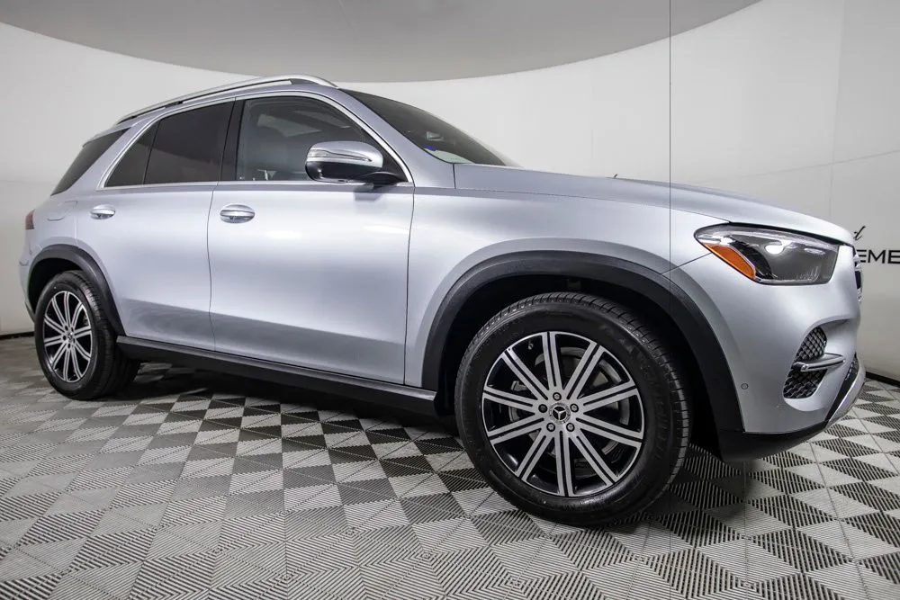 Mercedes-Benz GLE photo 2