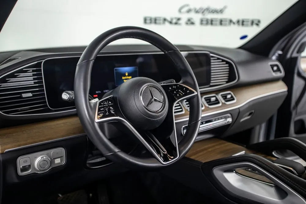 Mercedes-Benz GLE photo 21