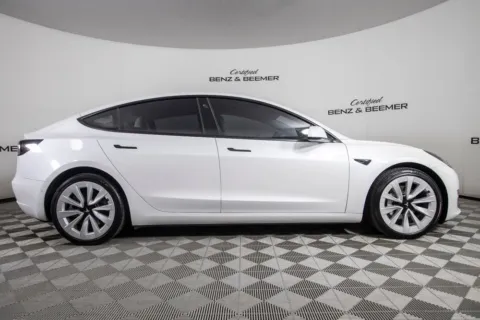 More photos of 2021 Tesla Model 3 Long Range at Certified Benz & Beemer, AZ