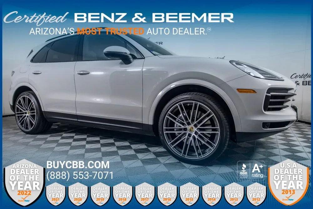 2023 Porsche Cayenne Base