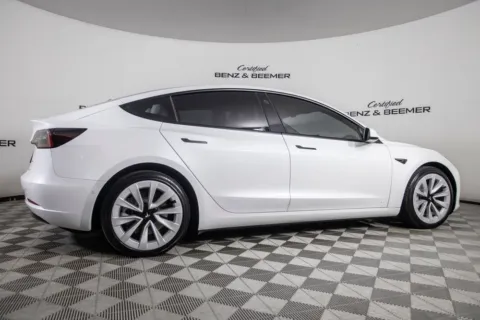 More photos of 2021 Tesla Model 3 Long Range at Certified Benz & Beemer, AZ