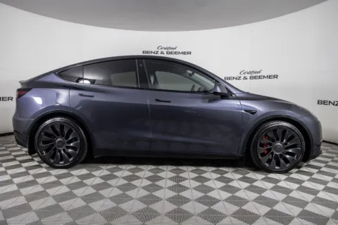 More photos of 2022 Tesla Model Y Performance at Certified Benz & Beemer, AZ