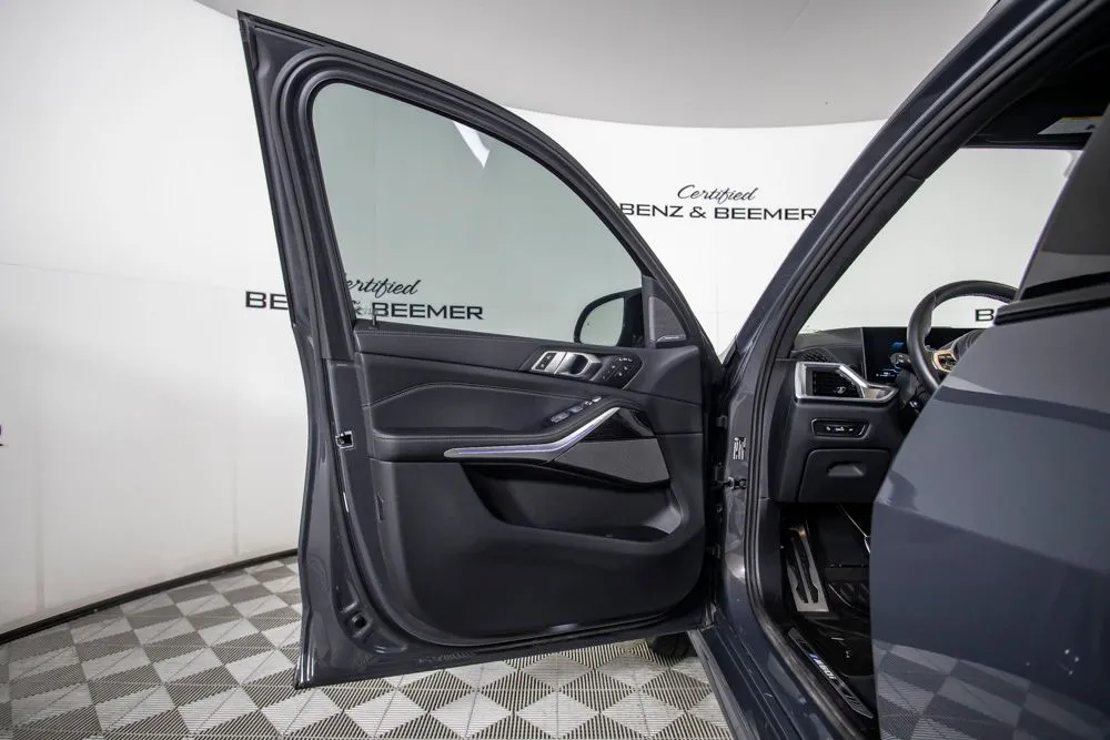 BMW X7 photo 21