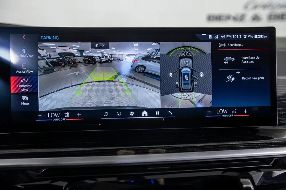 BMW X7 photo 29
