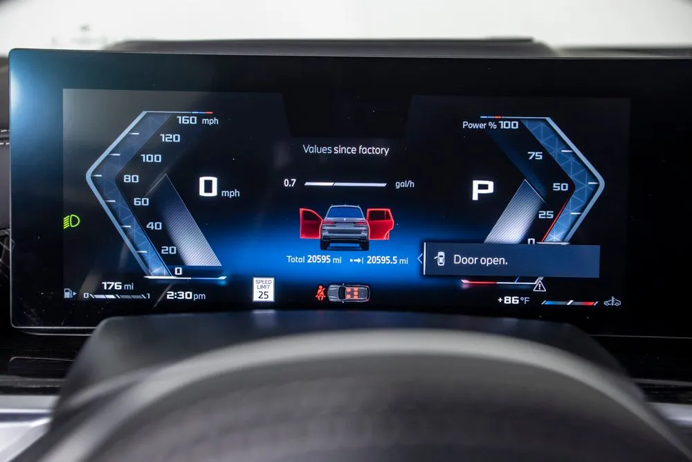 BMW X7 photo 27