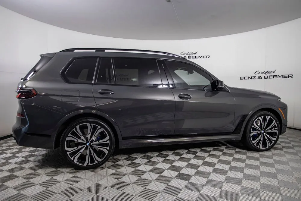 BMW X7 photo 4