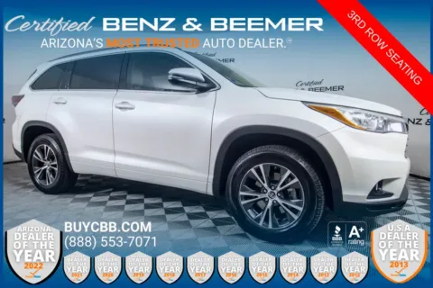 White 2016 Toyota Highlander XLE V6 for sale in Scottsdale, AZ