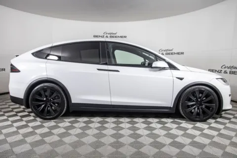 More photos of 2022 Tesla Model X Plaid at Certified Benz & Beemer, AZ