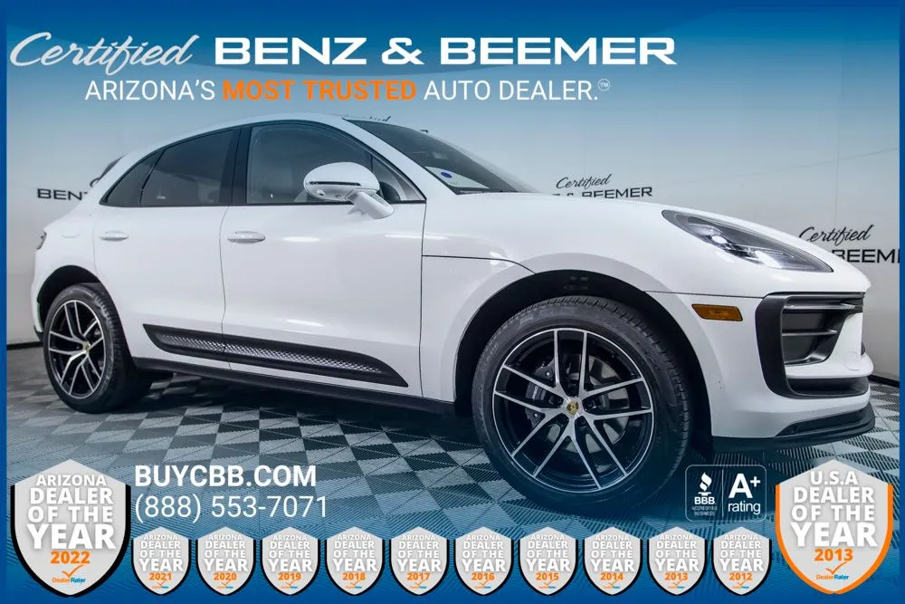 2023 Porsche Macan Base
