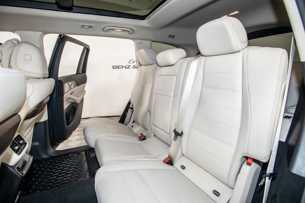 Mercedes-Benz GLS photo 14