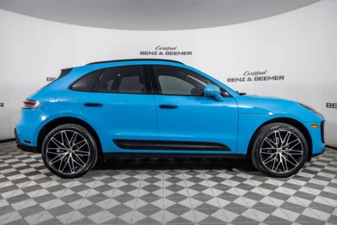 More photos of 2022 Porsche Macan at Certified Benz & Beemer, AZ